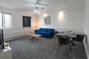 2-bedroom- Stoke-on-Trent-Sleeps 5-PetsOk